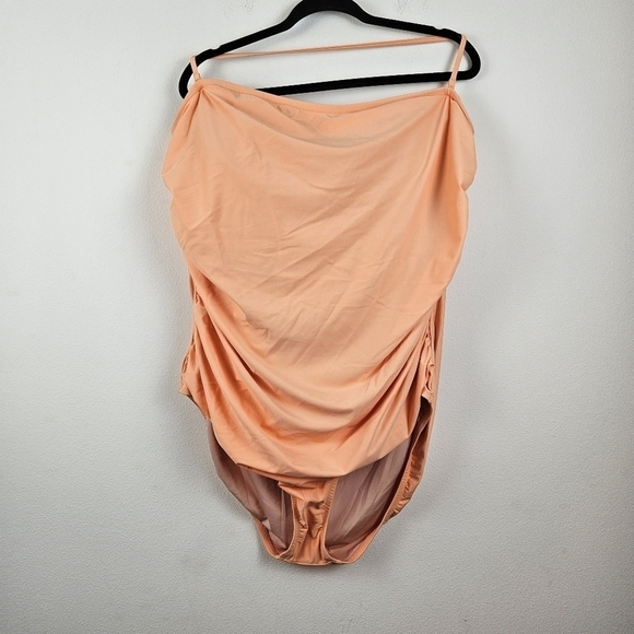 J. Crew Plus Ruched bandeau one-piece swimsuit Size 24 NWT - Picture 4 of 10